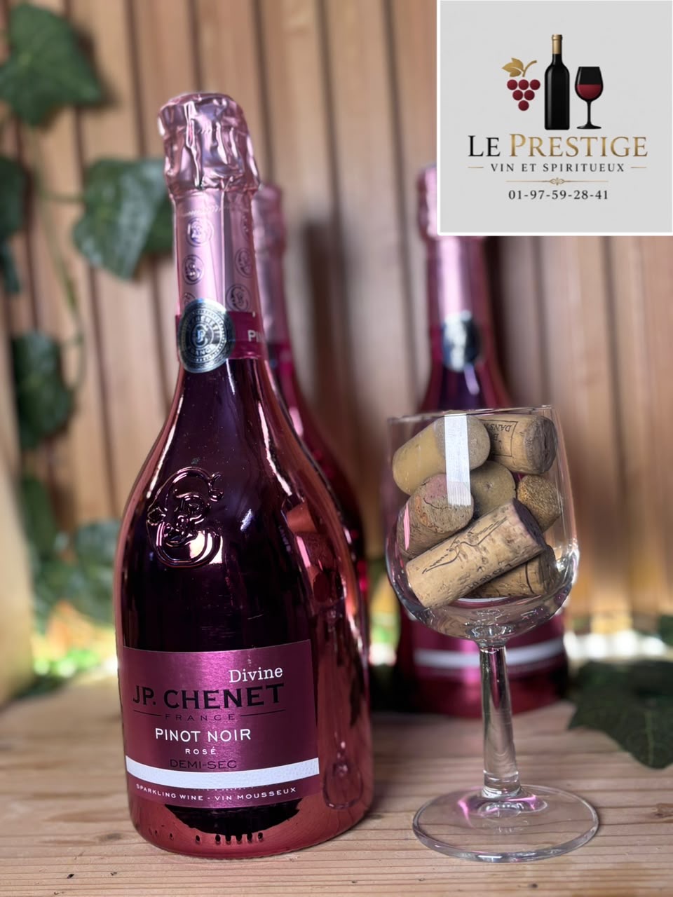 JP. Chenet Divine Pinot Noir Rosé